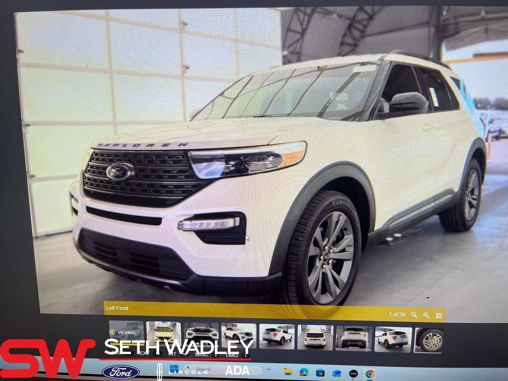 2022 FORD Explorer