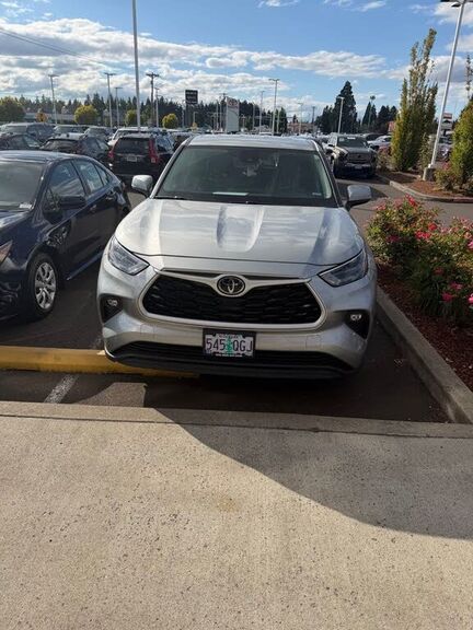 2024 TOYOTA Highlander