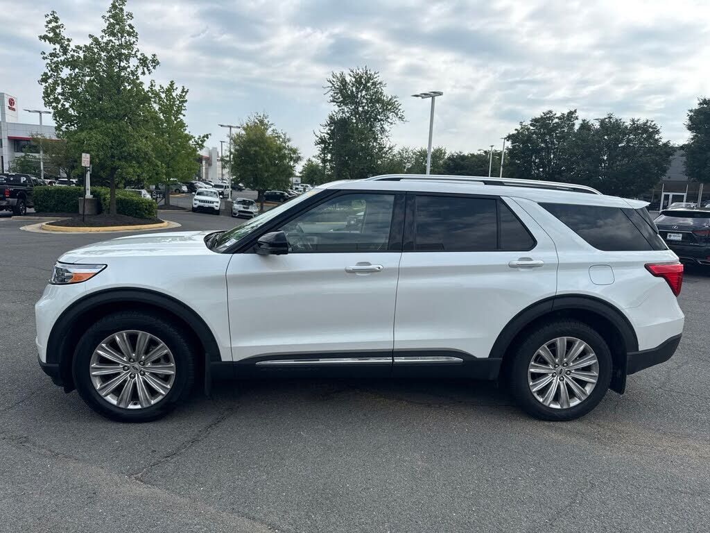 2022 FORD Explorer