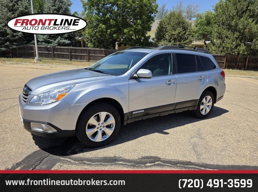 2012 SUBARU Outback
