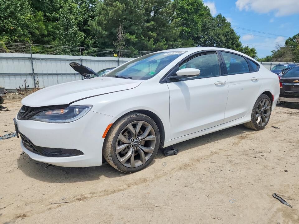 2016 CHRYSLER 200