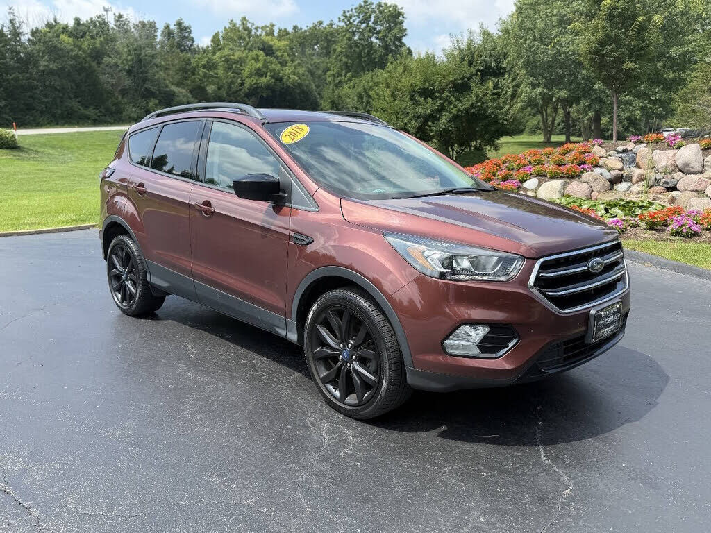 2018 FORD Escape