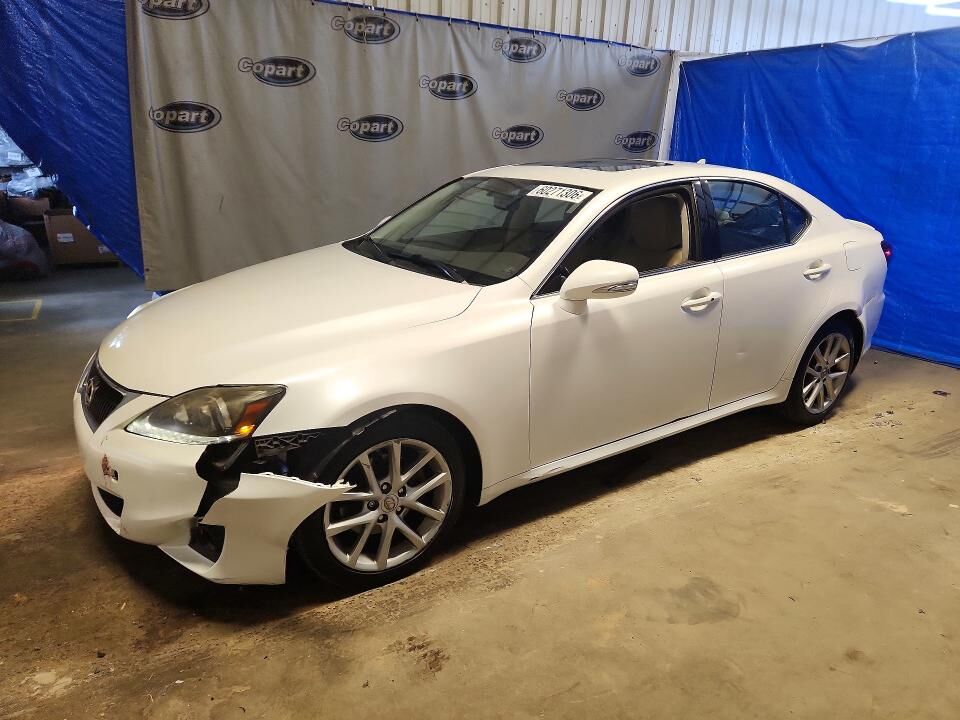 2011 LEXUS IS