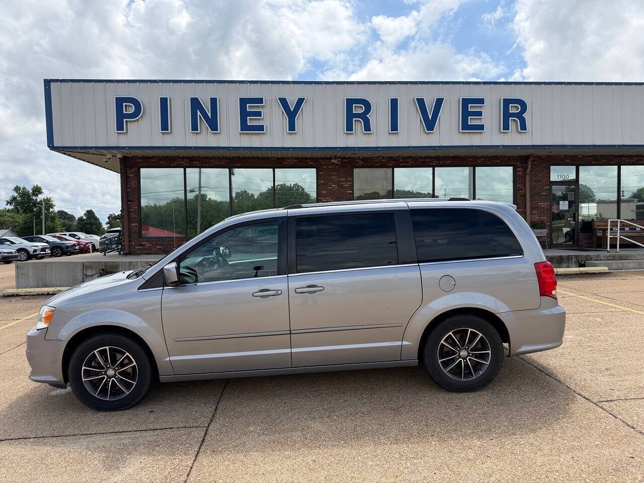 2017 DODGE Grand Caravan