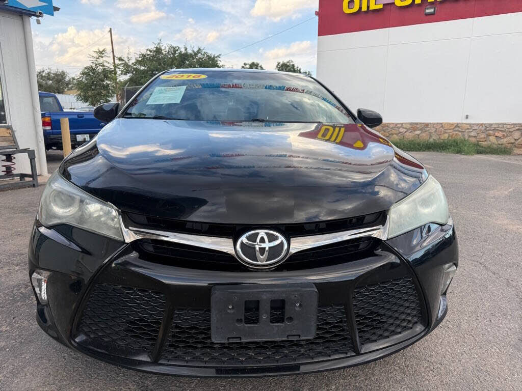 2016 TOYOTA Camry