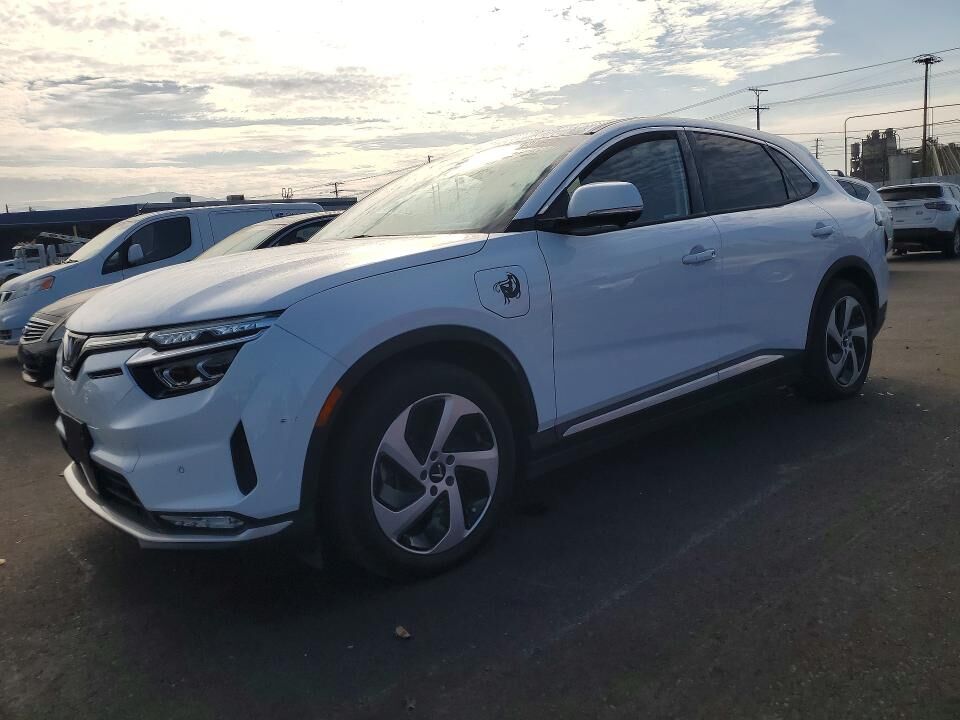2023 VINFAST VF 8