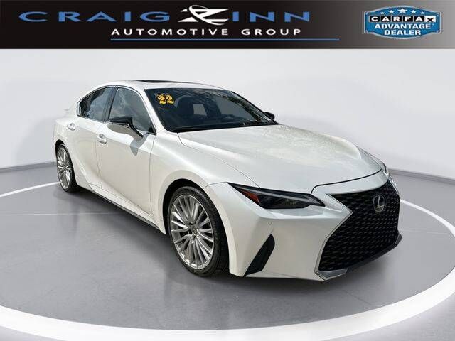 2022 LEXUS IS