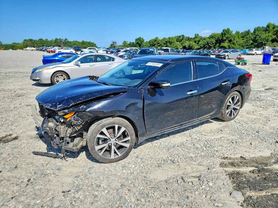 2017 NISSAN Maxima