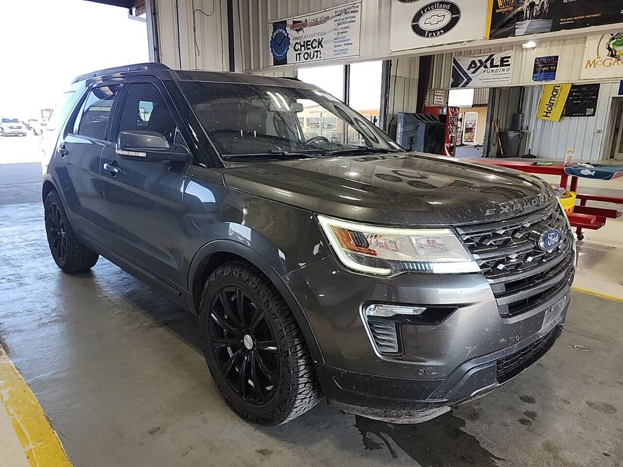 2018 FORD Explorer