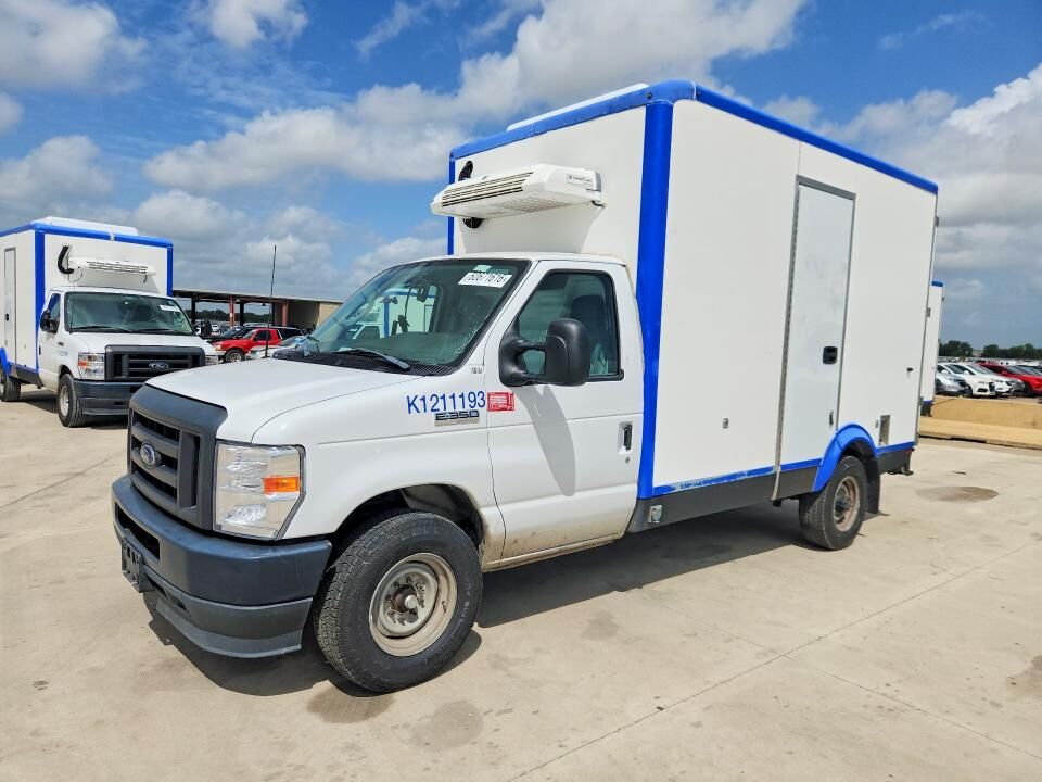 2023 FORD E-350