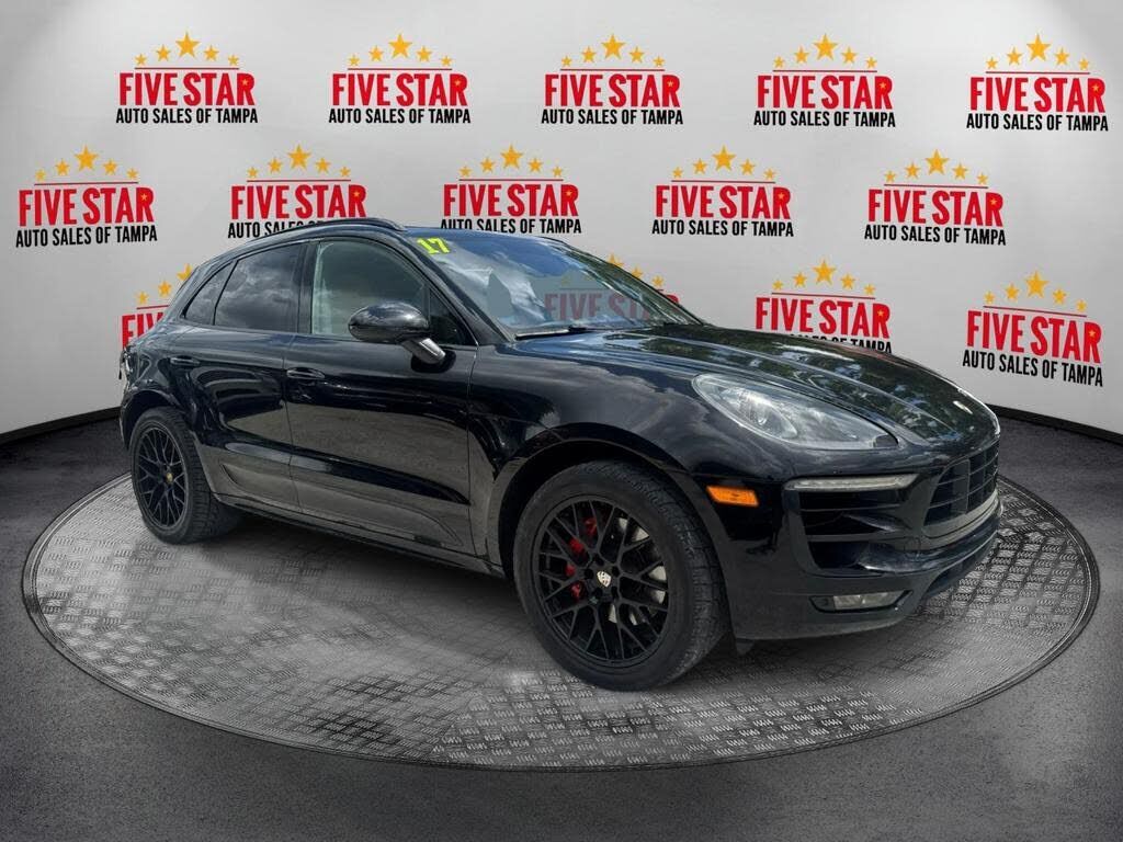 2017 PORSCHE Macan