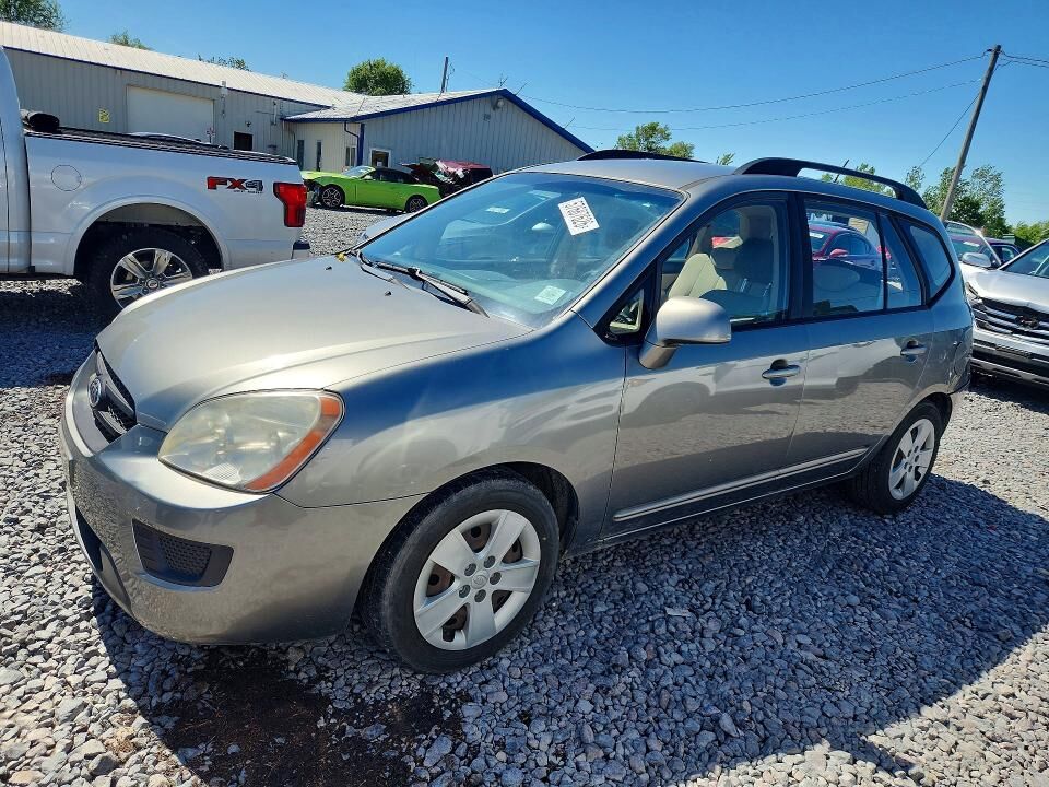 2009 KIA Rondo