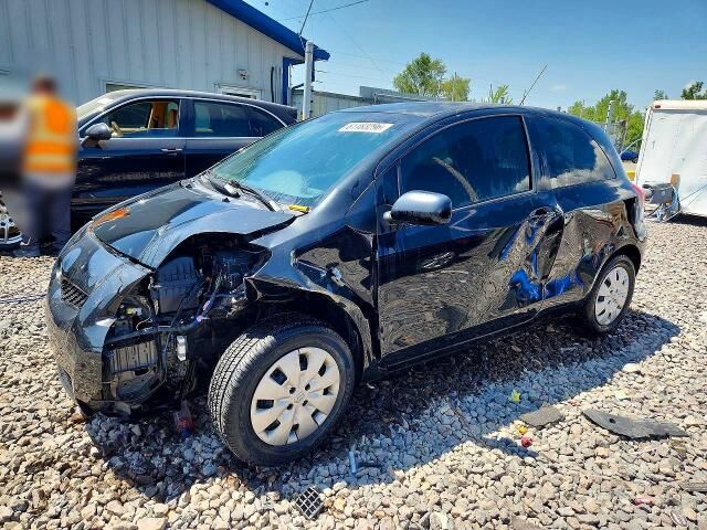 2010 TOYOTA Yaris