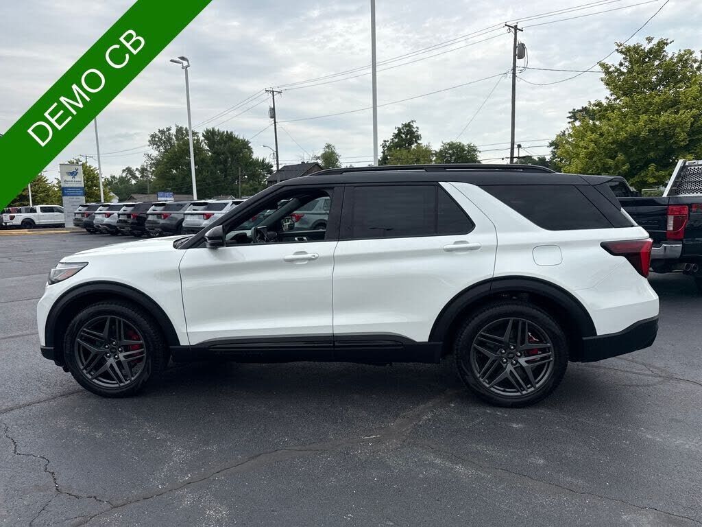 2025 FORD Explorer