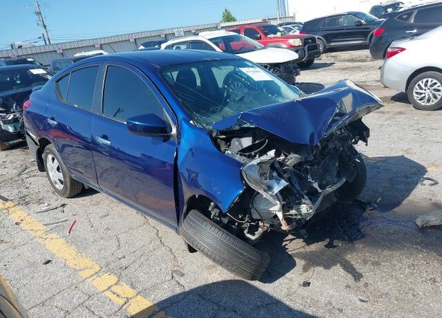 2018 NISSAN Versa