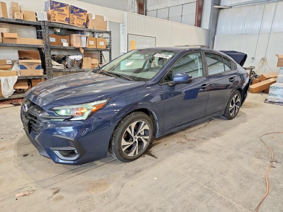 2025 SUBARU Legacy
