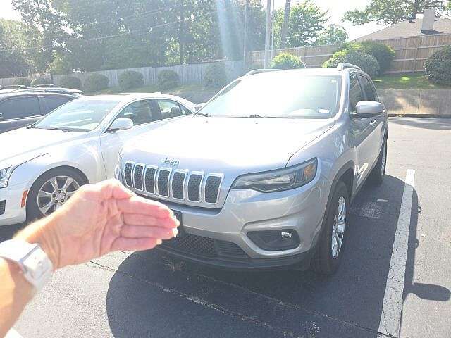 2021 JEEP Cherokee