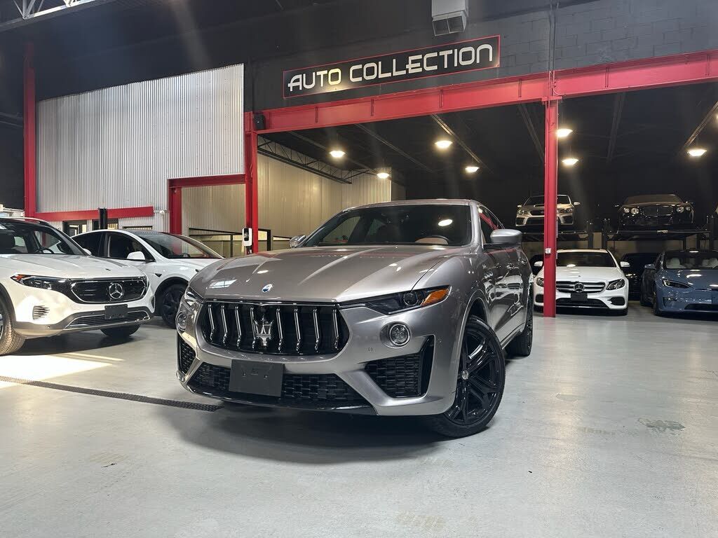 2022 MASERATI Levante