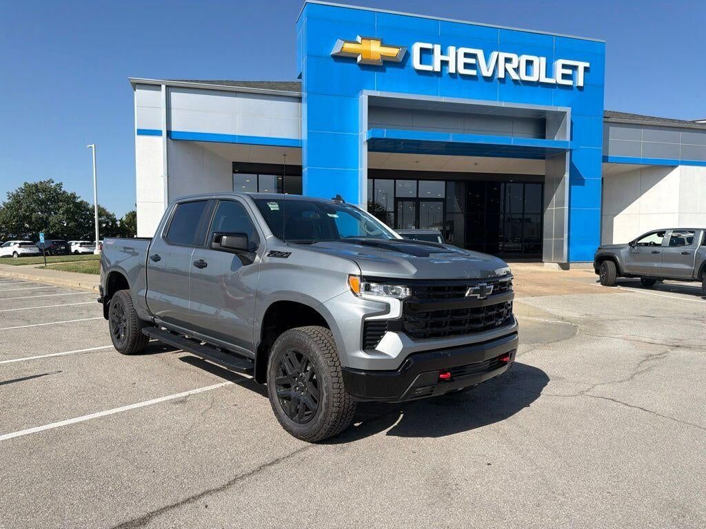 2026 CHEVROLET Silverado