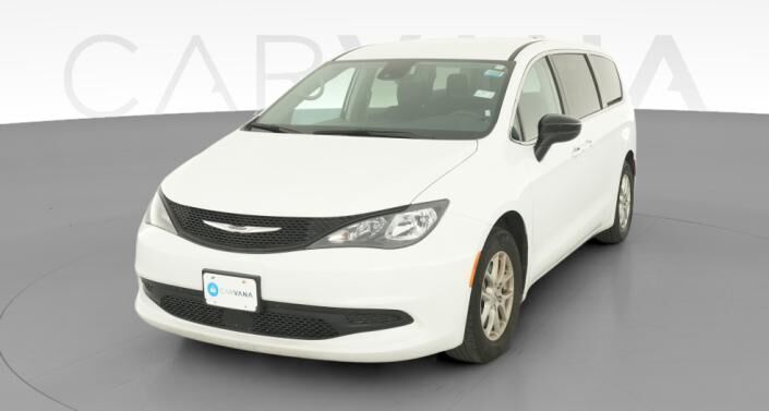2024 CHRYSLER Voyager