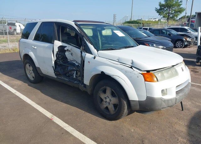 2004 SATURN Vue