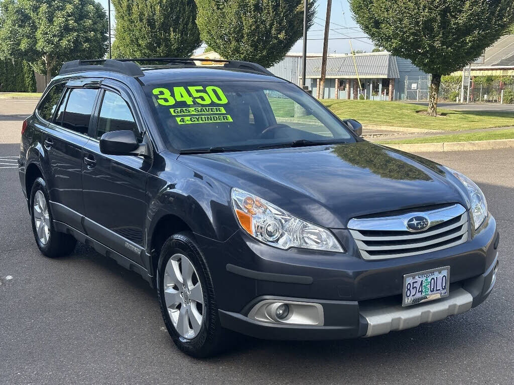 2010 SUBARU Outback