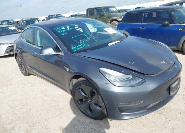 2018 TESLA Model 3