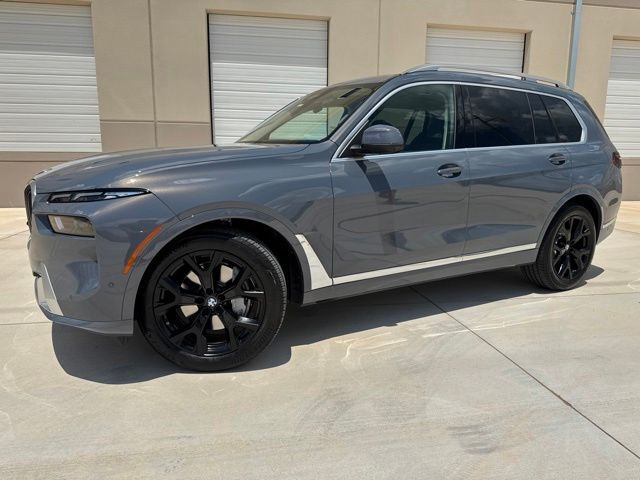 2026 BMW X7
