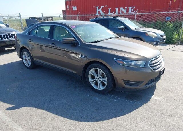 2015 FORD Taurus