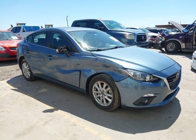 2015 MAZDA Mazda3