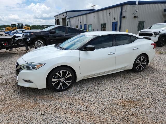 2018 NISSAN Maxima