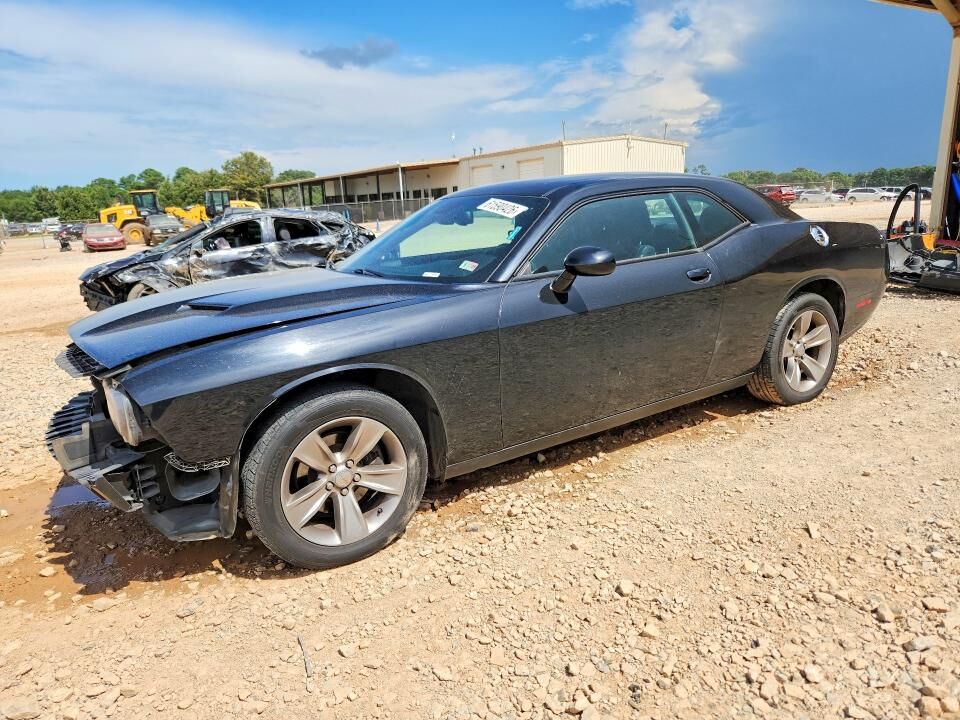 2016 DODGE Challenger