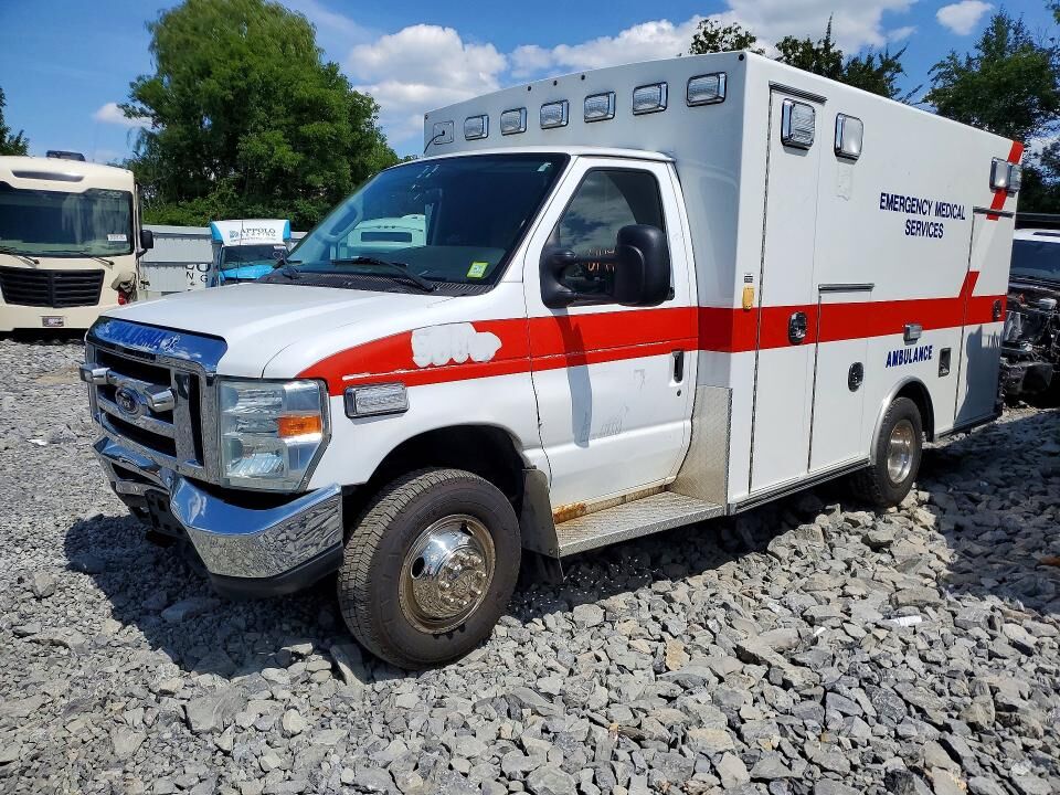 2015 FORD E-350