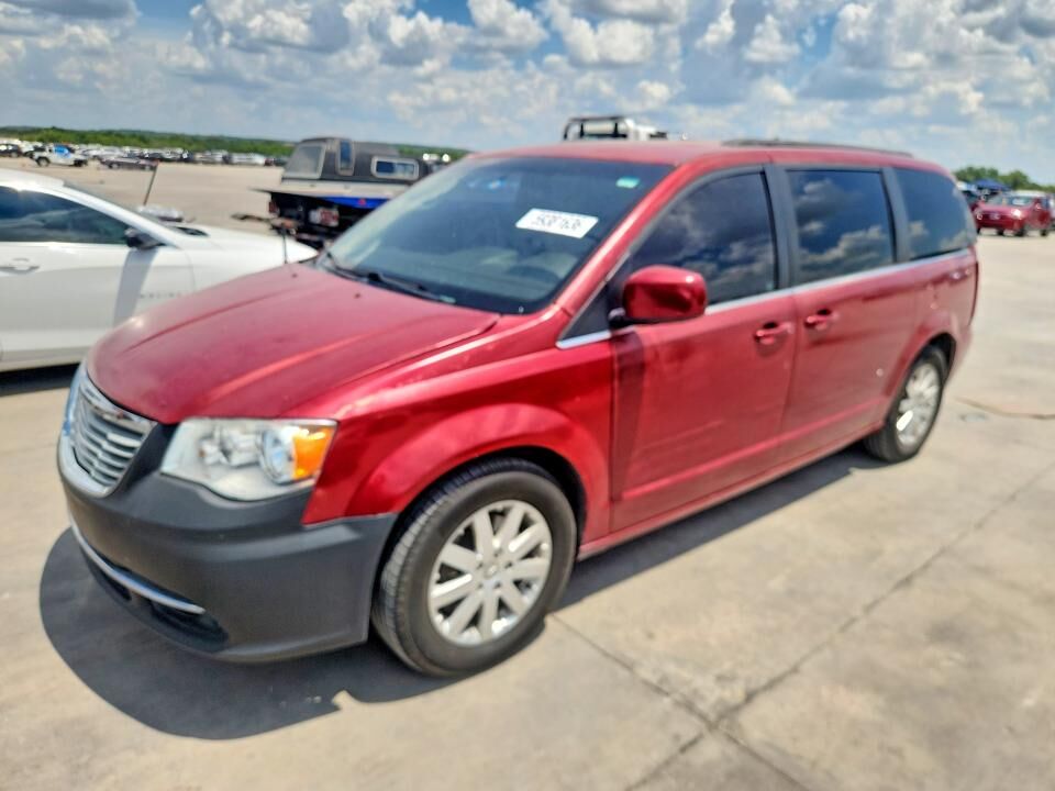2013 CHRYSLER Town and Country