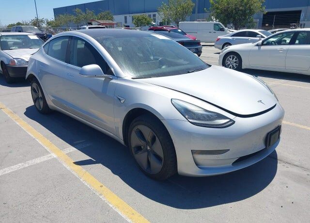2018 TESLA Model 3