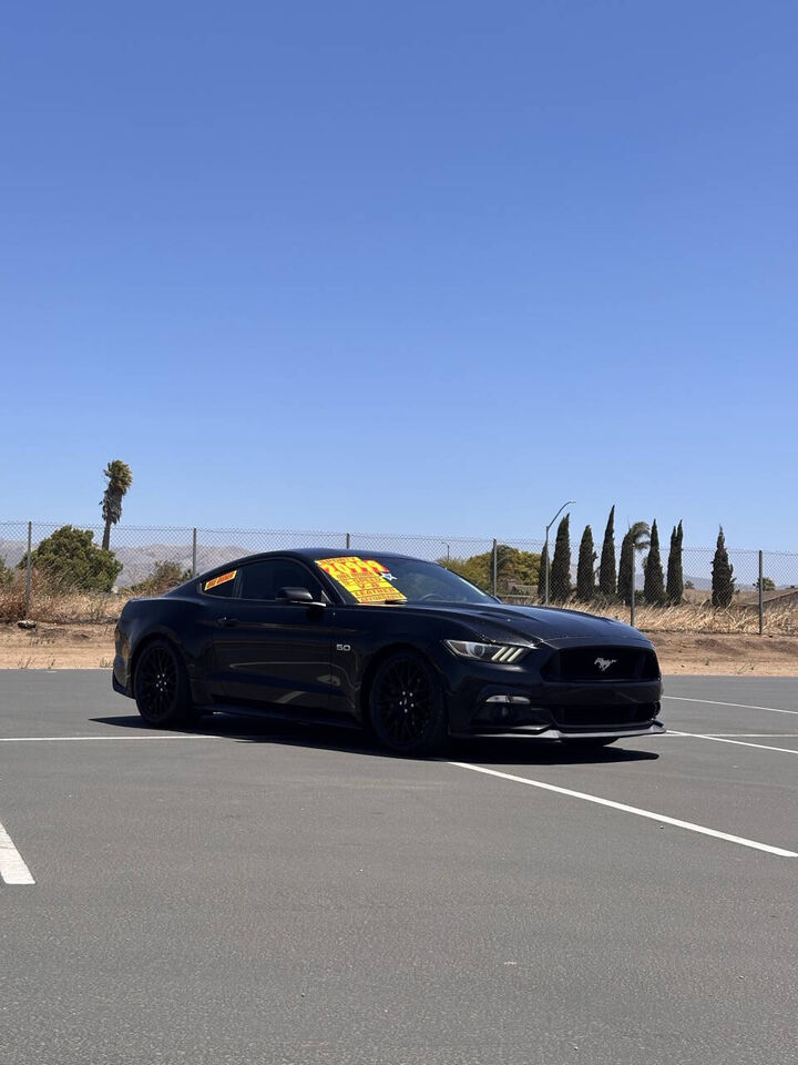 2015 FORD Mustang