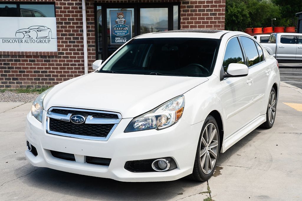 2013 SUBARU Legacy