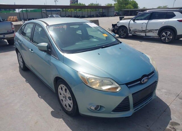 2012 FORD Focus