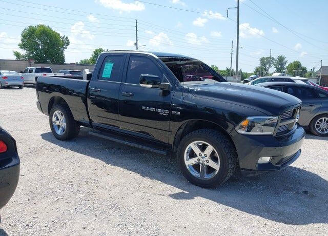 2012 DODGE Ram