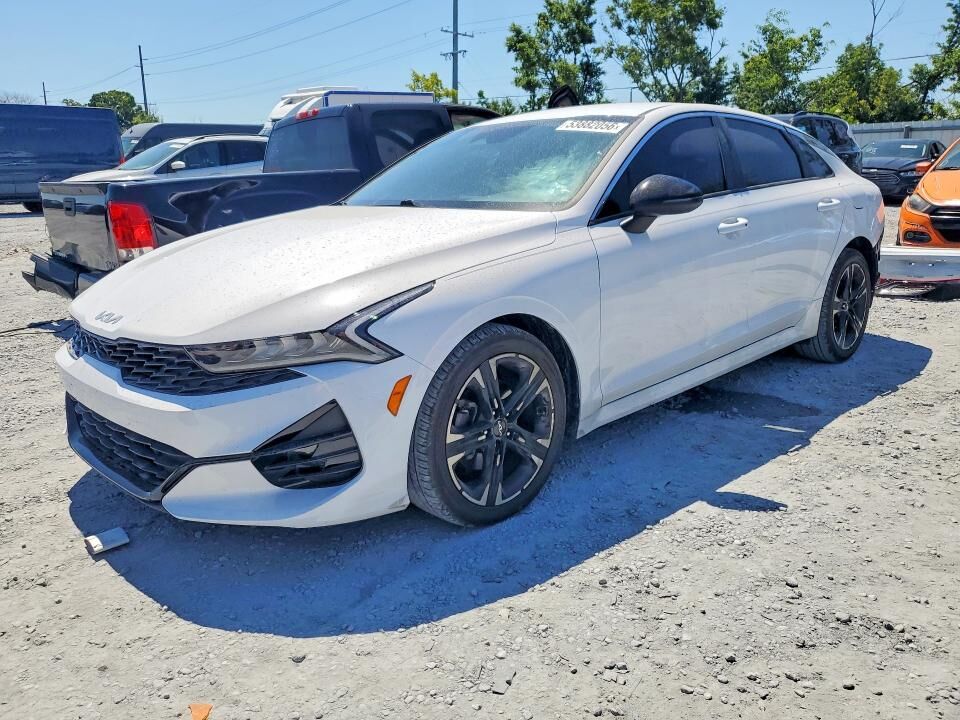 2022 KIA K5