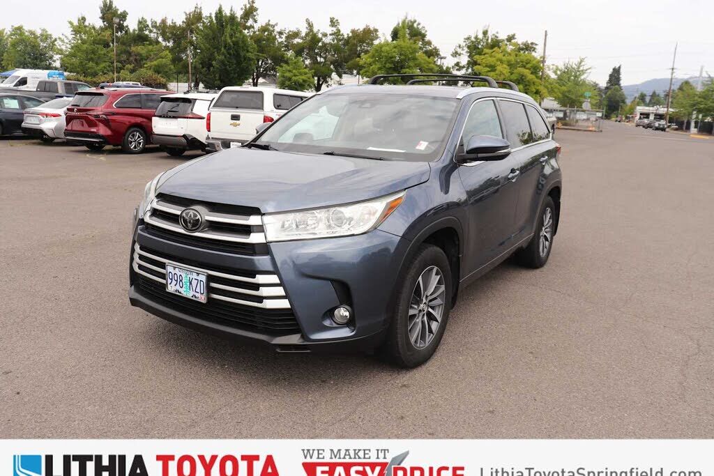 2018 TOYOTA Highlander