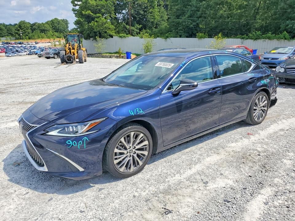2021 LEXUS ES
