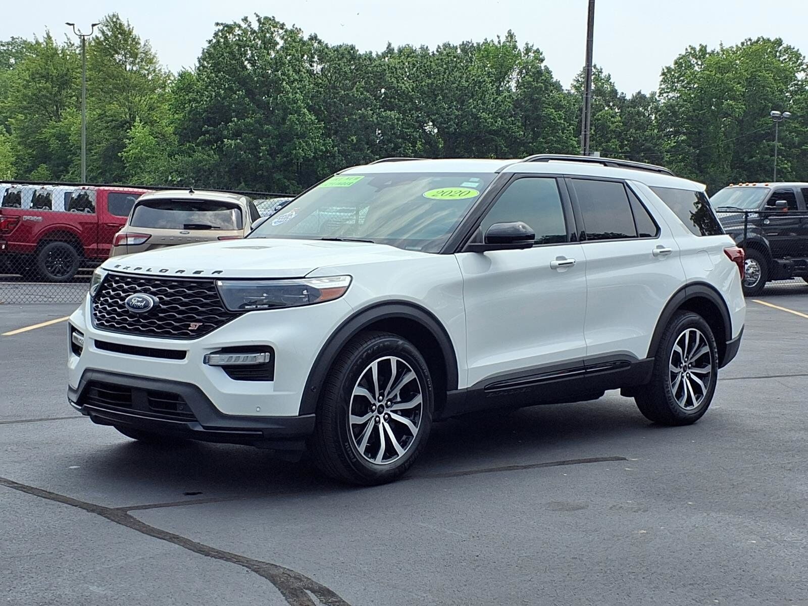 2020 FORD Explorer