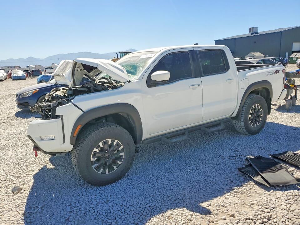 2023 NISSAN Frontier
