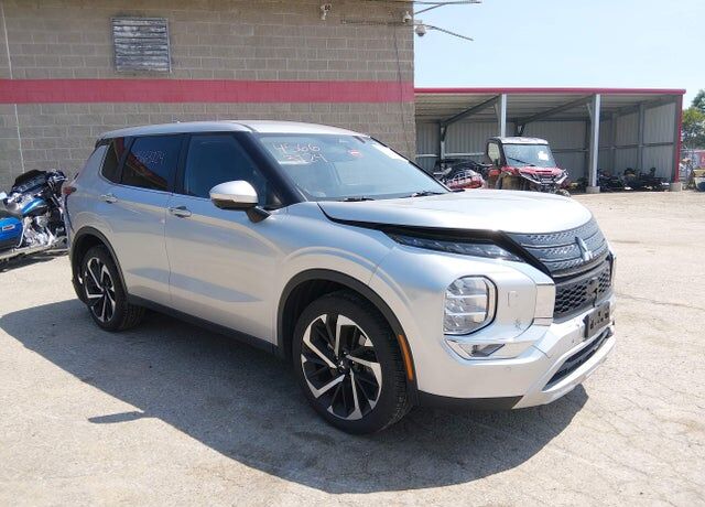 2022 MITSUBISHI Outlander