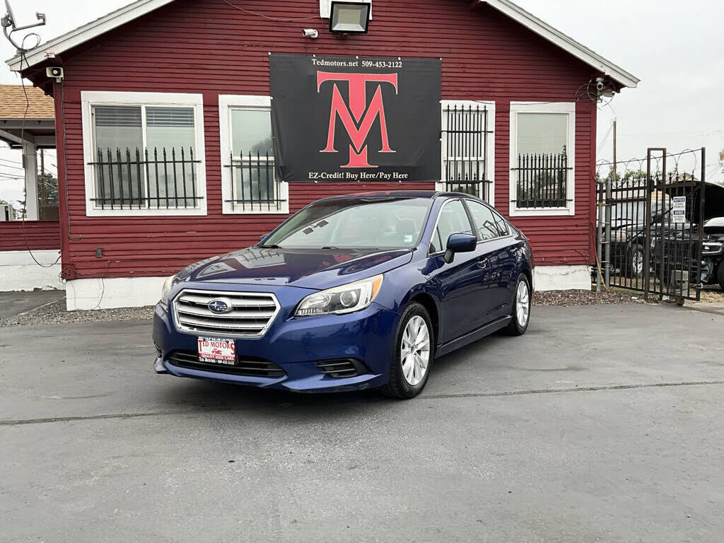 2017 SUBARU Legacy