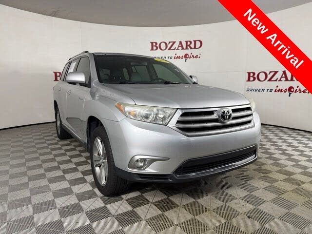 2013 TOYOTA Highlander