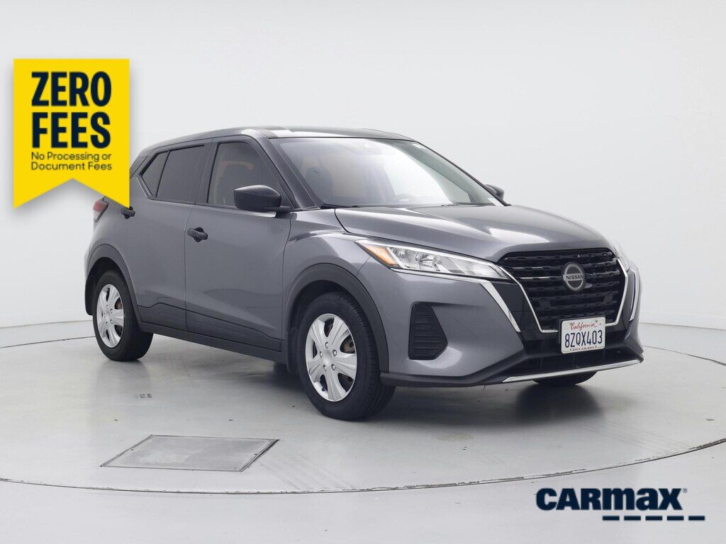 2021 NISSAN Kicks