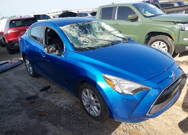 2016 TOYOTA Scion