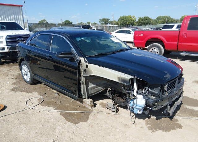 2018 FORD Taurus